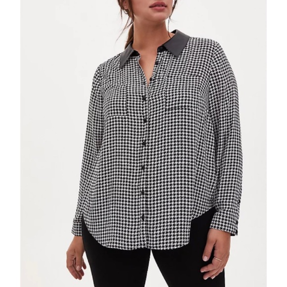 🆕Black White Houndstooth Georgette Faux Leather Collar Blouse Shirt 1 1X Torrid - Picture 2 of 7